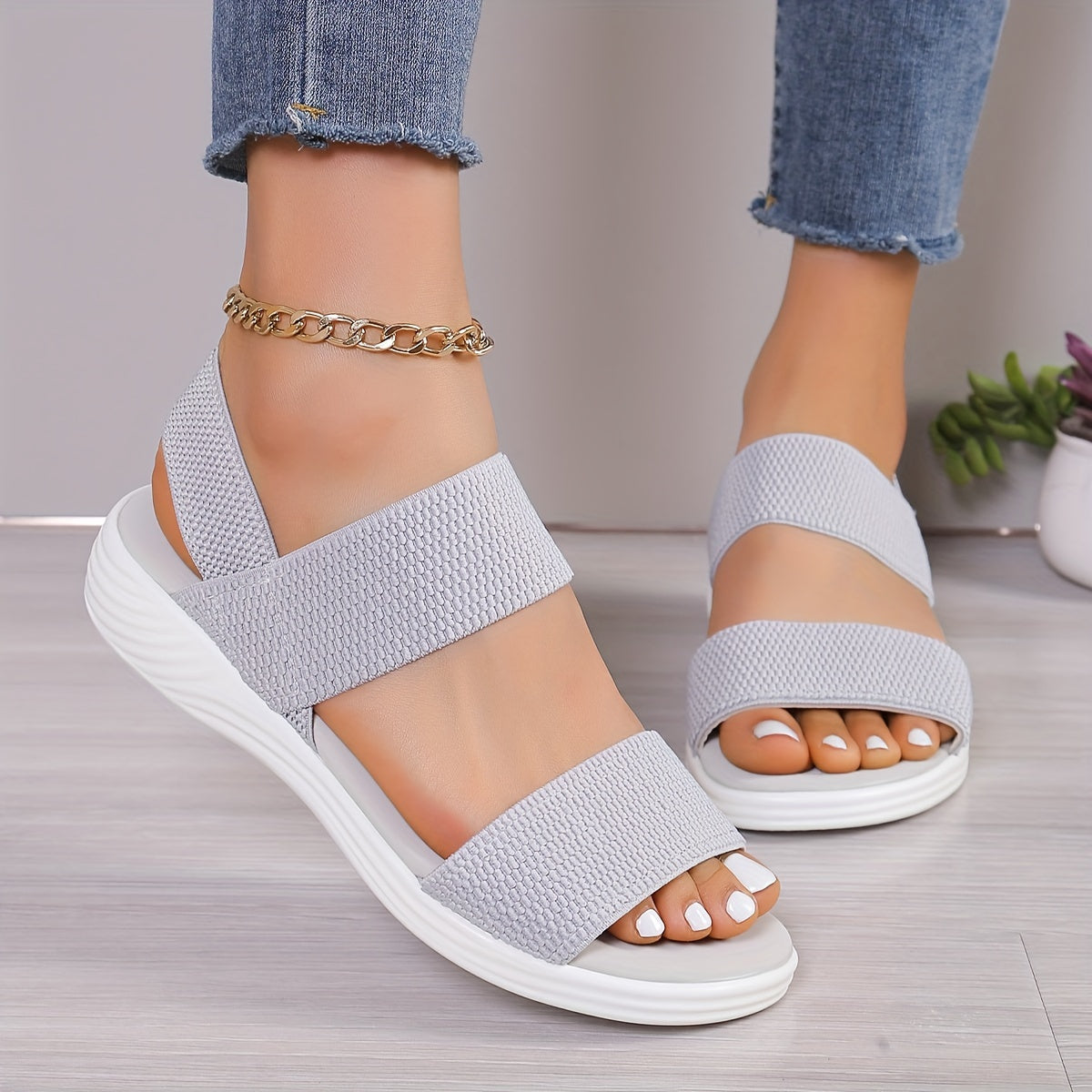 Emila | Lightweight Sandals
