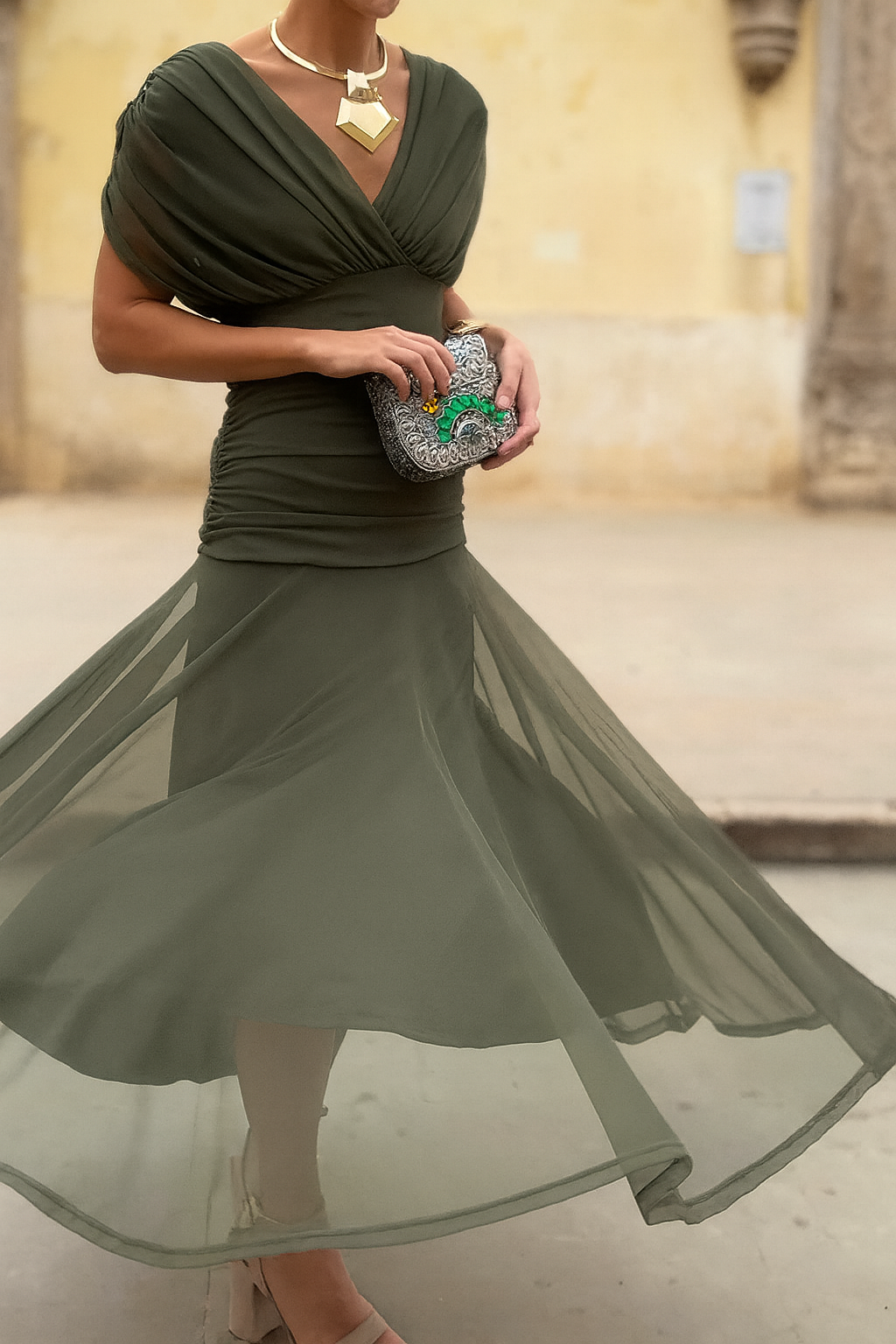 Elegant Mesh Boutonniere Dress