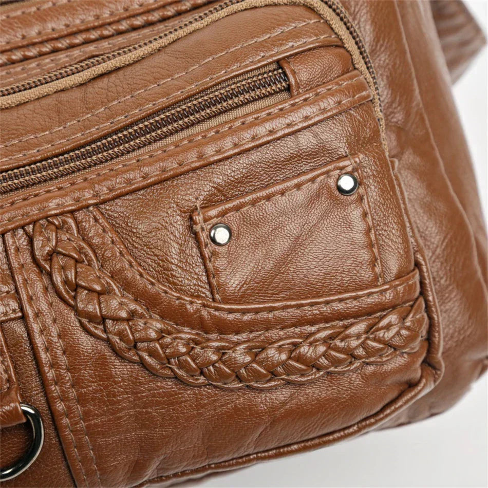 Lilith | Timeless Crossbody Bag