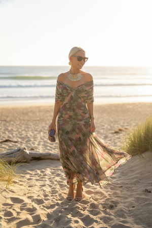 Lisa - Elegant Maxi Dress